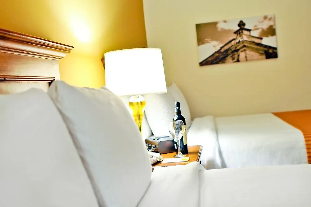 Courtyard By Marriott Santo Domingo Hotel