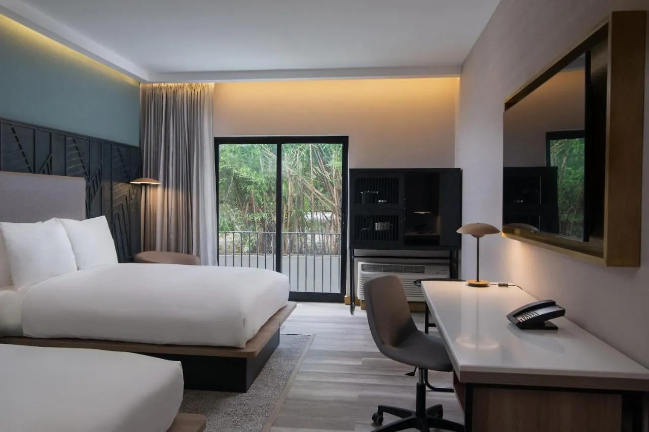 Courtyard By Marriott Santo Domingo Hotel 3*,
