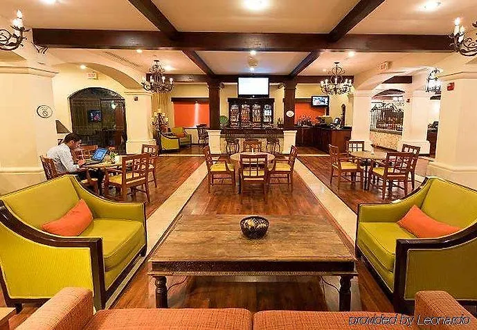 Courtyard By Marriott Santo Domingo Hotel