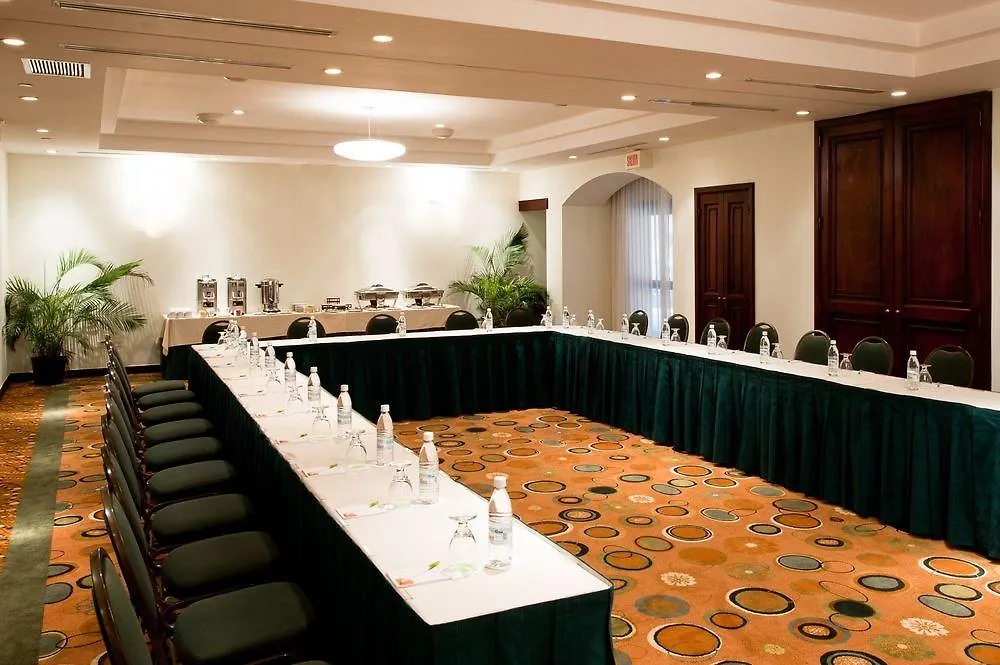 Courtyard By Marriott Santo Domingo Hotel