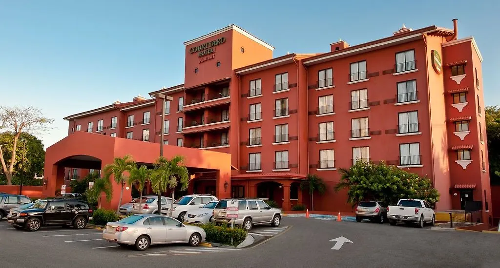 Courtyard By Marriott Santo Domingo Hotel
